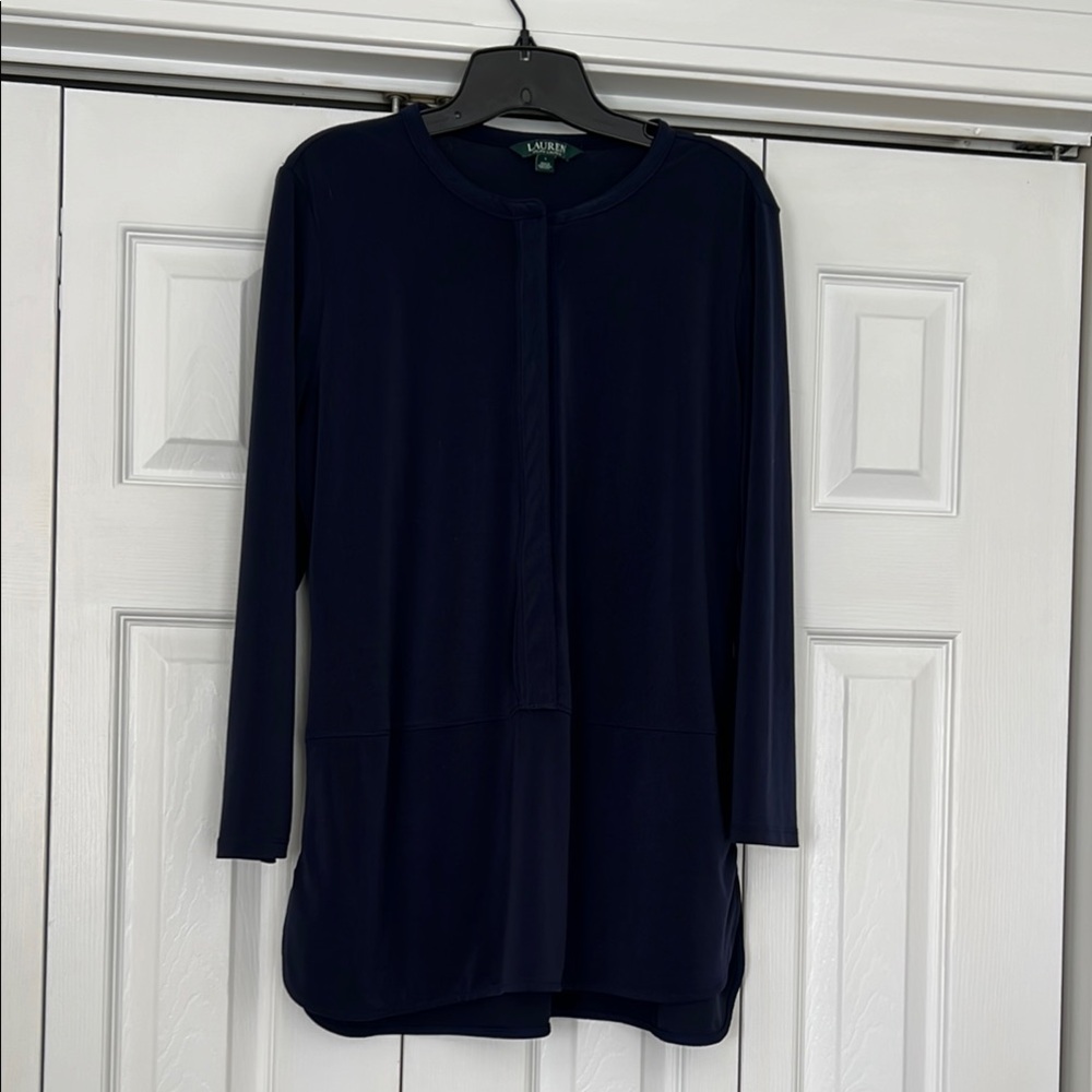 Lauren by Ralph Lauren Navy Blue long sleeve size L.